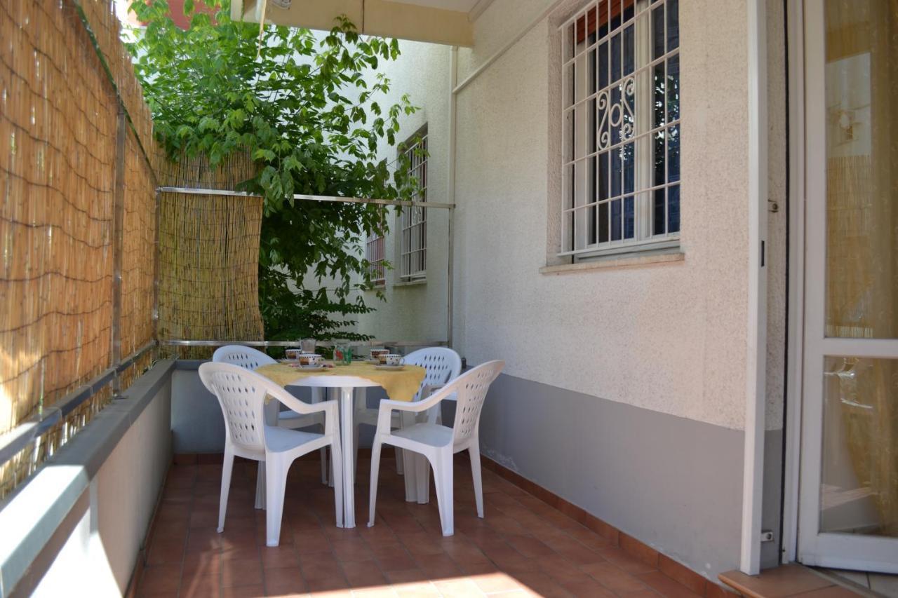 Residence Blu Marine Rimini Exterior photo